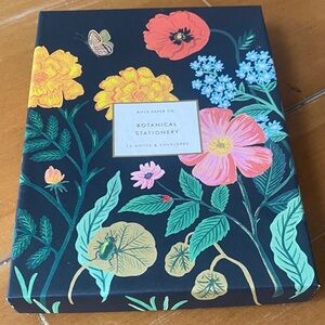 Rifle Paper Co. Floral Stationery Box with 12 notes and envelopes - unopened